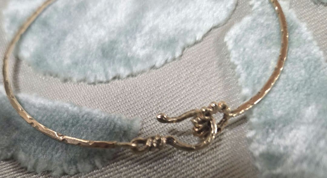 訳あり? アトリエカオル バングル ゴールド