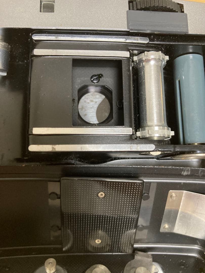 OLYMPUS PEN EE 歴史を感じるカバー付