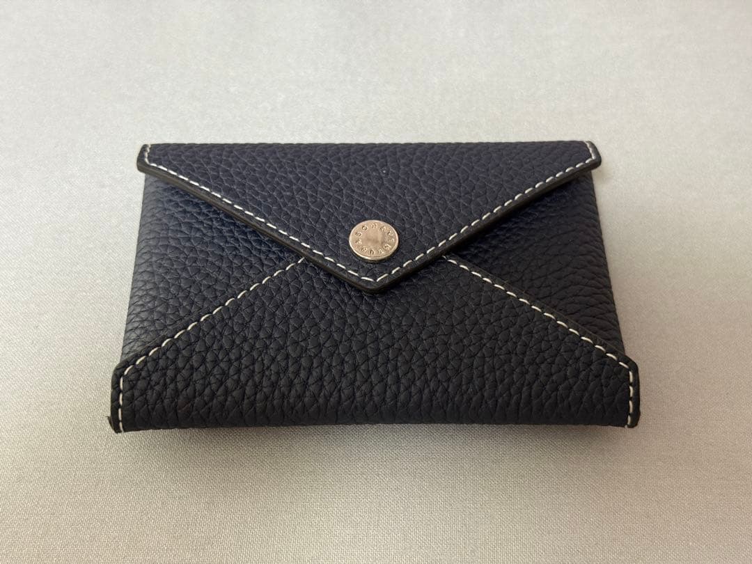 【極美品】ボナベンチュラ　iPhone 16 Pro用ケース・ストラップセット