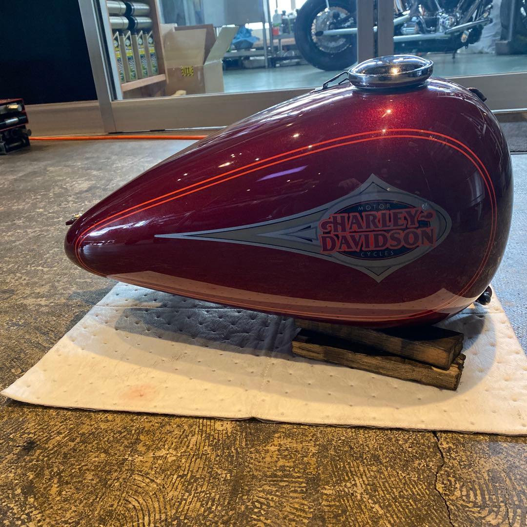 FLSTC純正タンク　ソフテイル　ハーレー