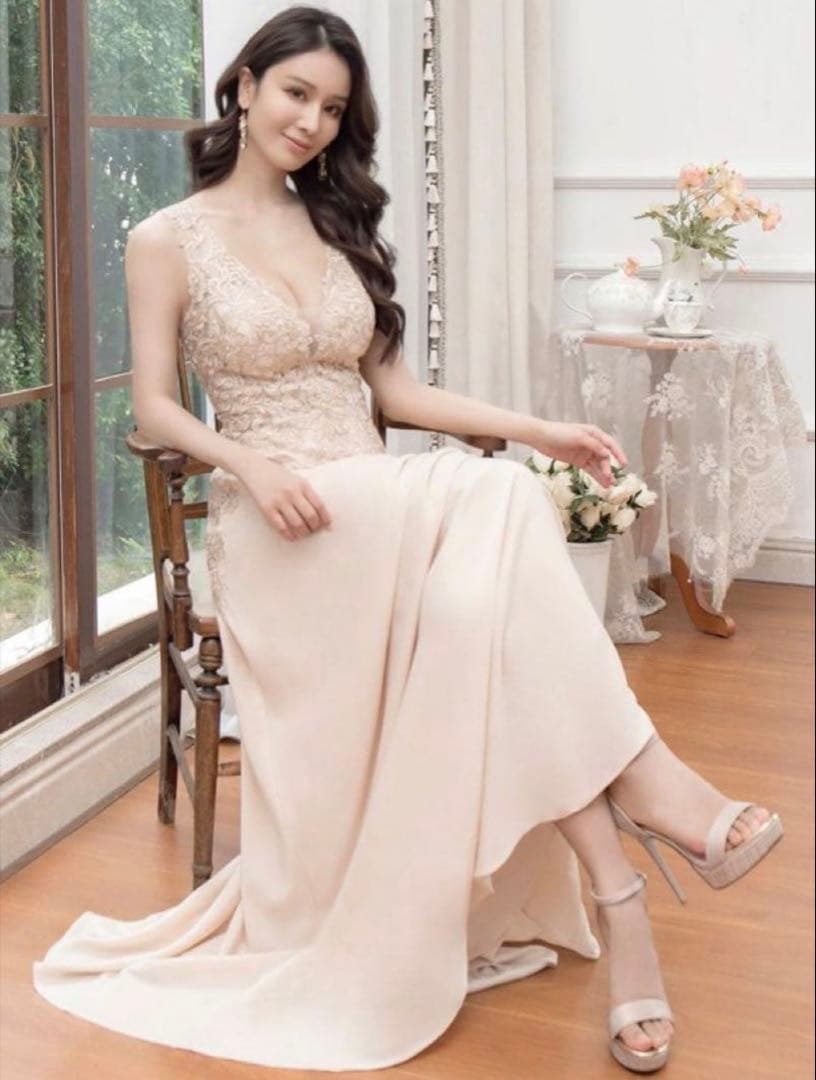 Settan レース装飾 ベージュ ロングドレス　クリーニング済み