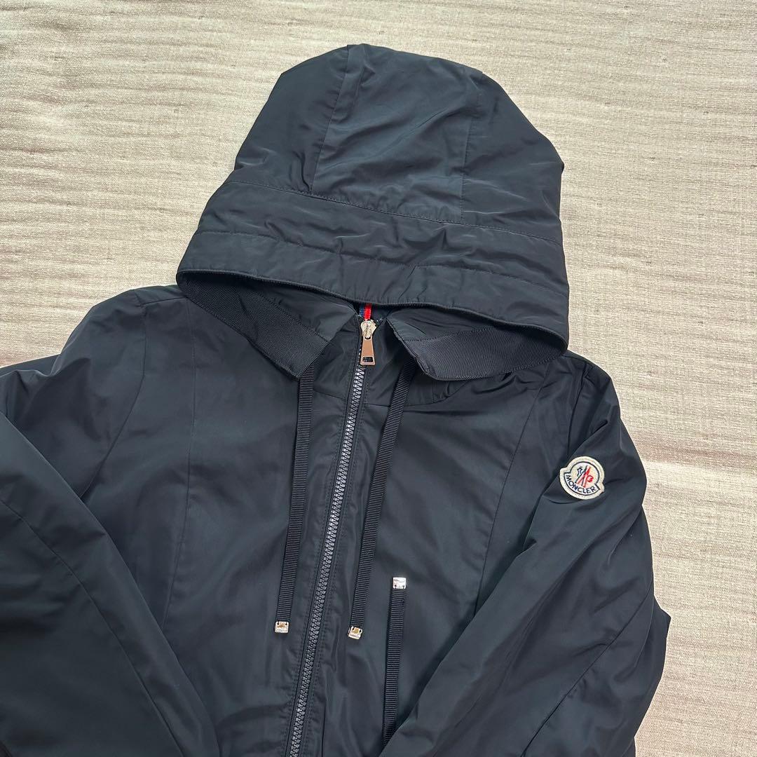 正規店購入　モンクレールTOPAZE 新品同様