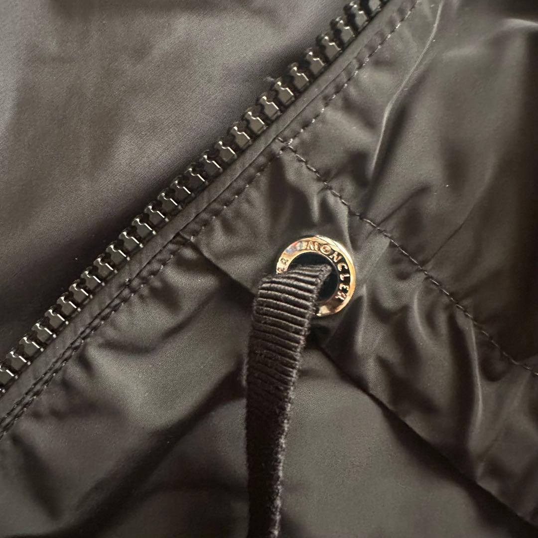 正規店購入　モンクレールTOPAZE 新品同様