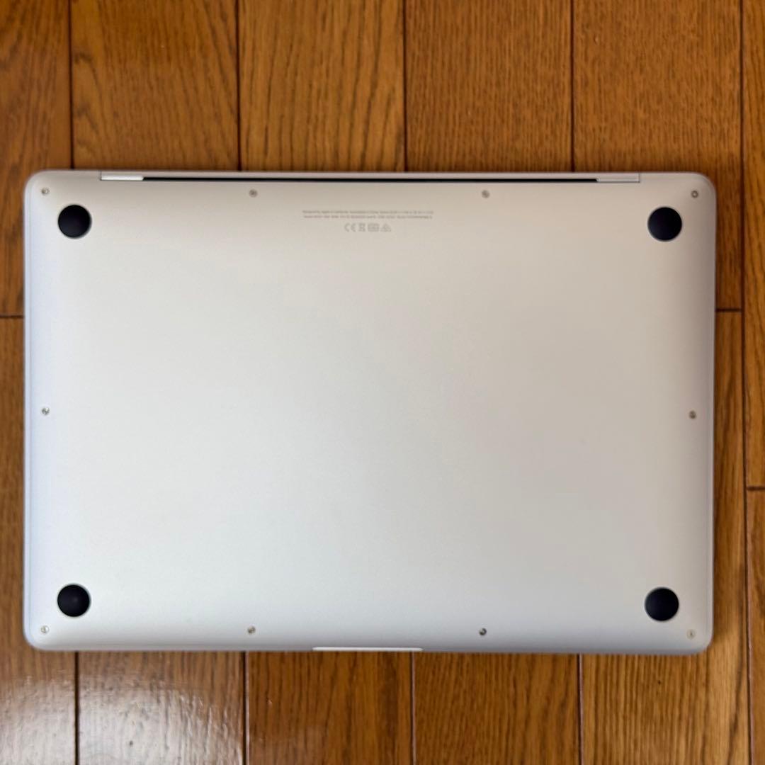 Apple MacBook Air (M1, 2020) 本体 16GBモデル