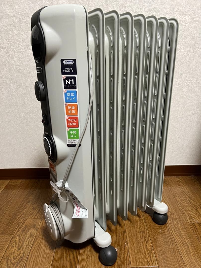【メーカ価格】31,350円 デロンギオイルヒーターHJ0812
