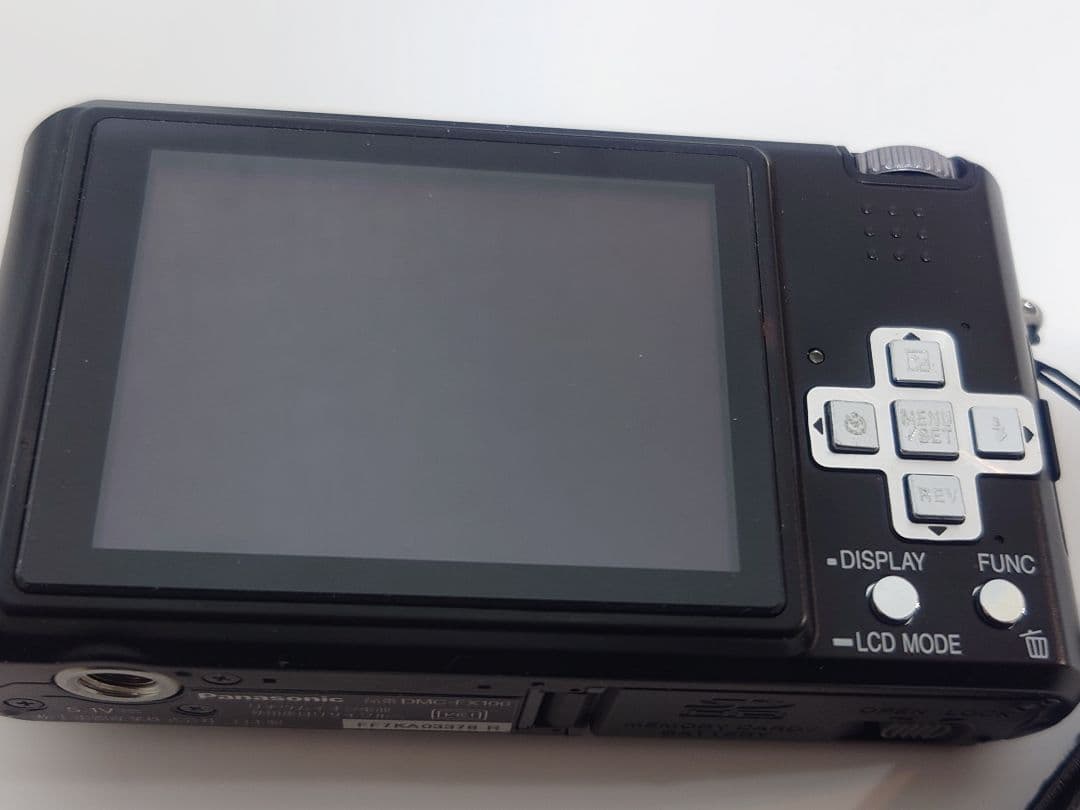 デジタルカメラ Panasonic DMC-FX100 LUMIX