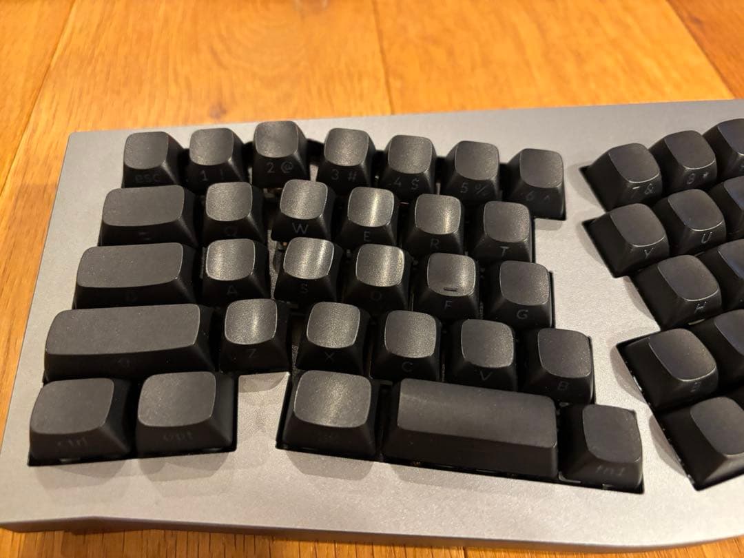 美品 Keychron Q8 Silver Gray アリス配列 有線接続のみ