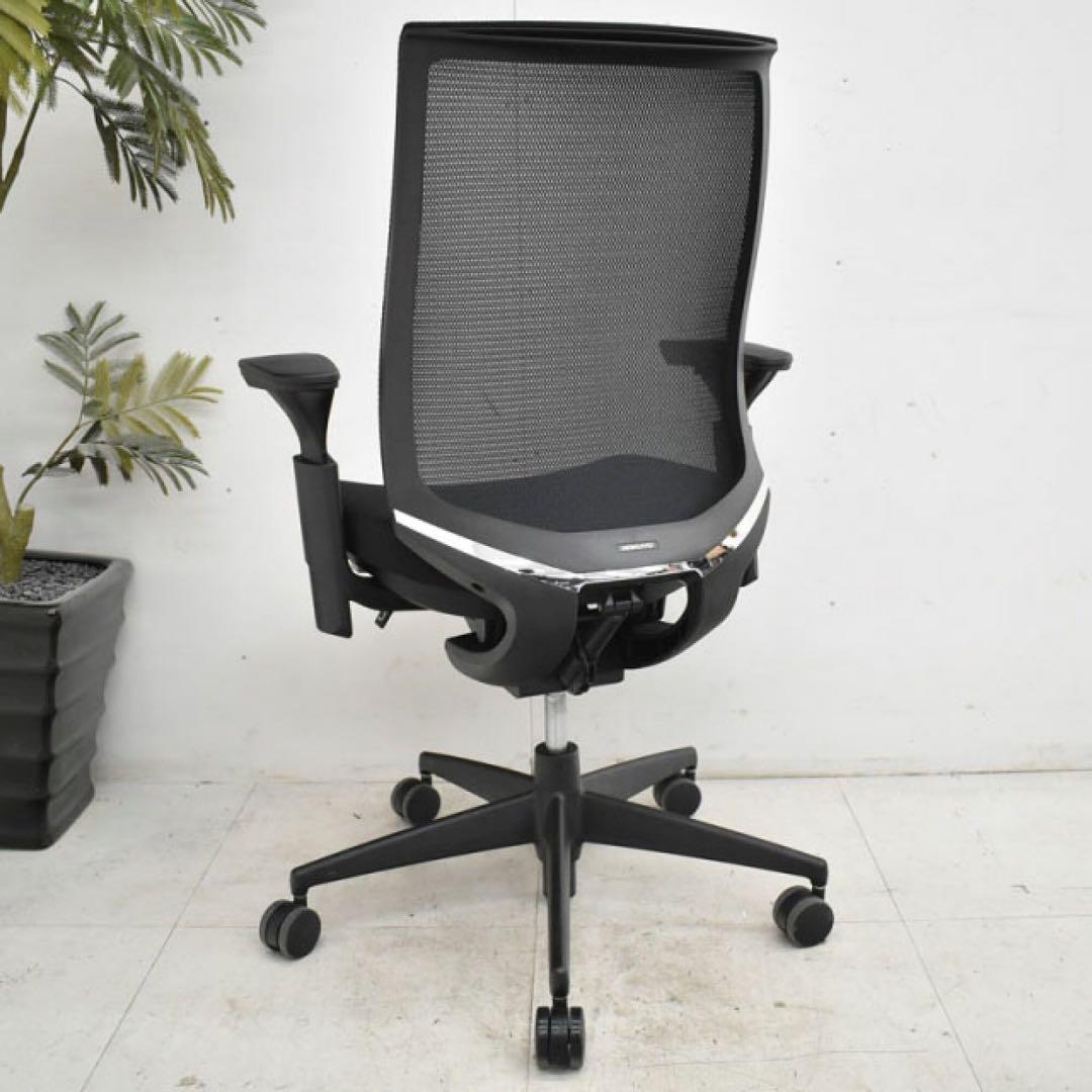 KOKUYO　ベゼル　希少　BEZEL 高級　ブラック 前傾姿勢