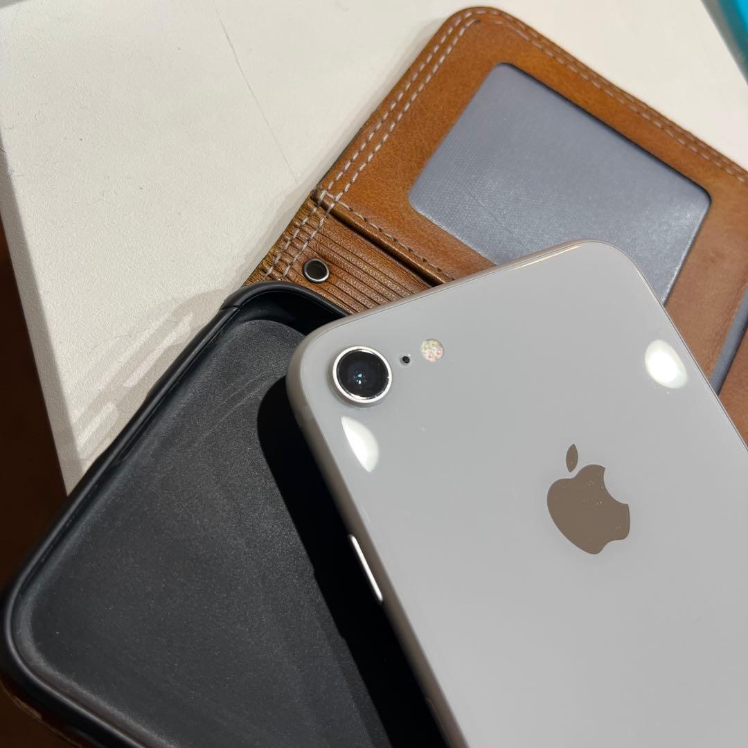 ⭐︎美品）Apple iPhone8 256GB人気のホワイト 本体