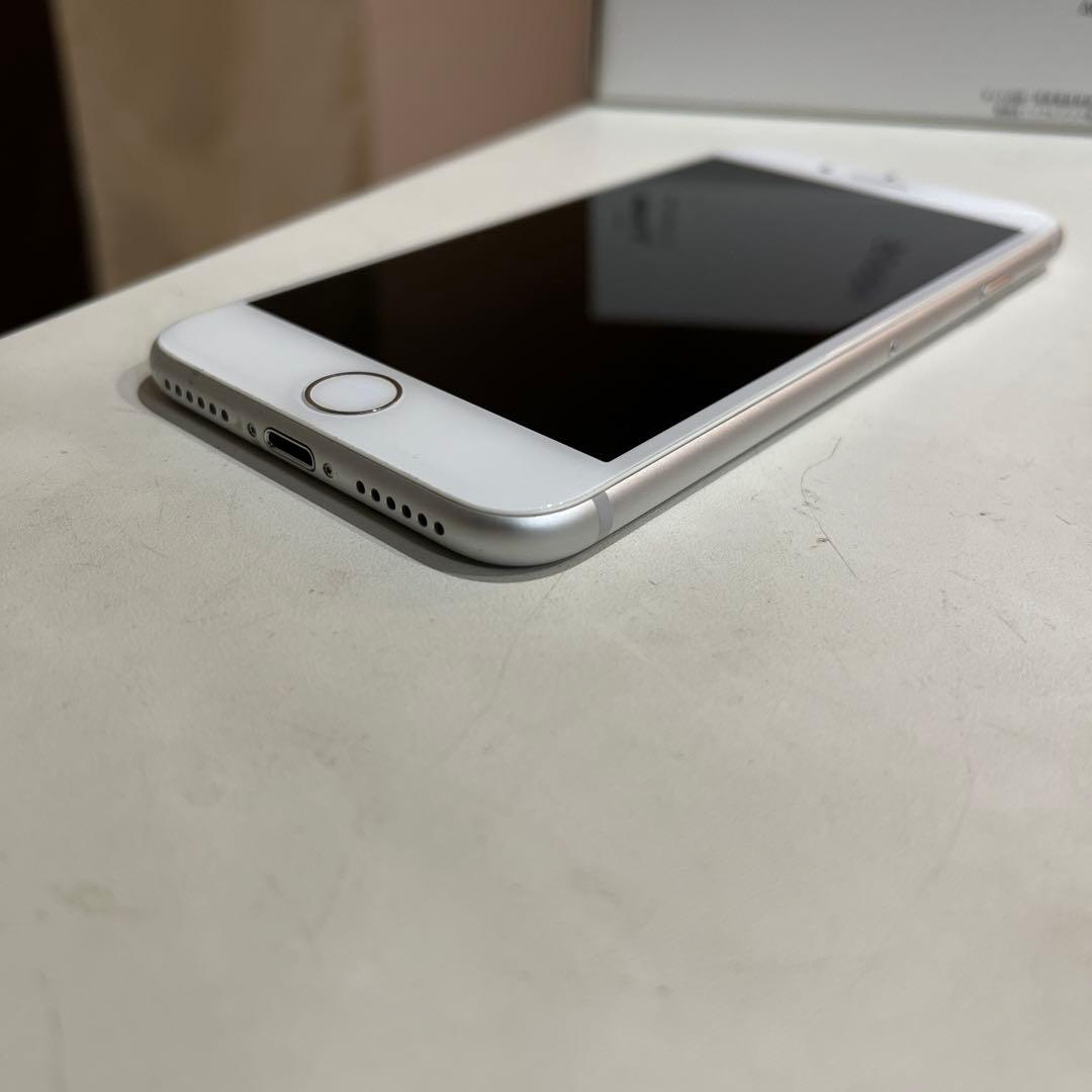 ⭐︎美品）Apple iPhone8 256GB人気のホワイト 本体