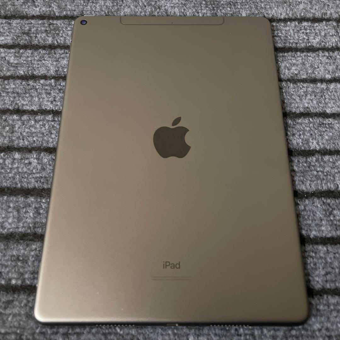 181 iPad Air3 3世代 256GB SIMフリー スペースグレイ