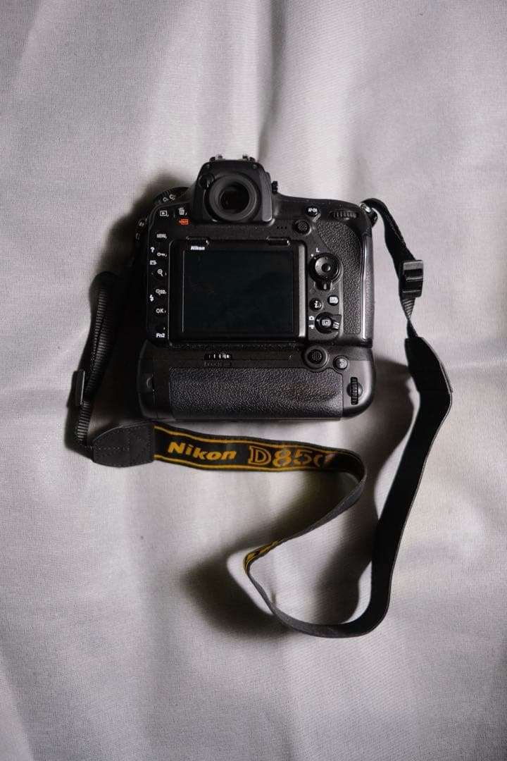 ニコン D850+縦位置バッテリーグリップ他