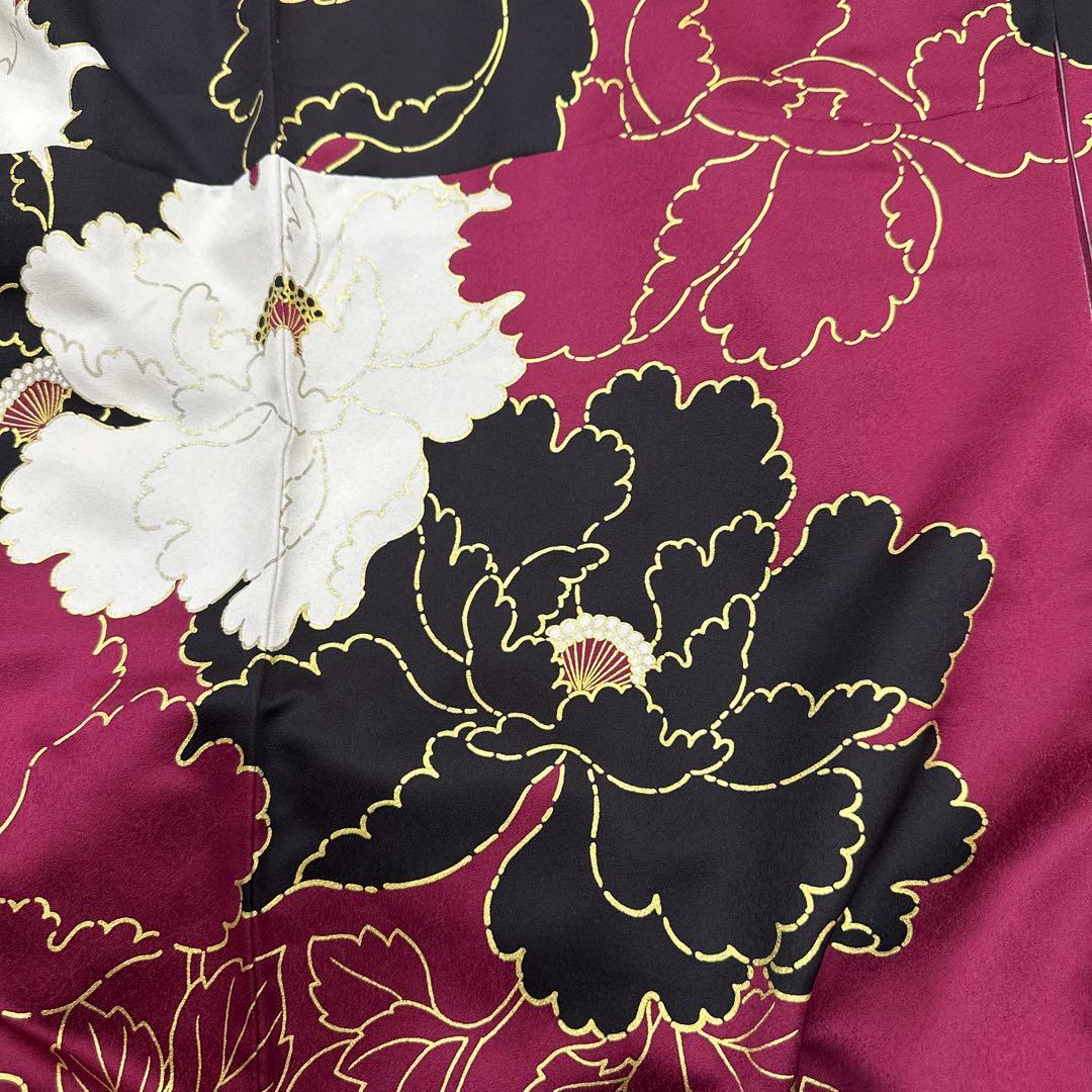 深紅 牡丹 金×黒×白 振袖