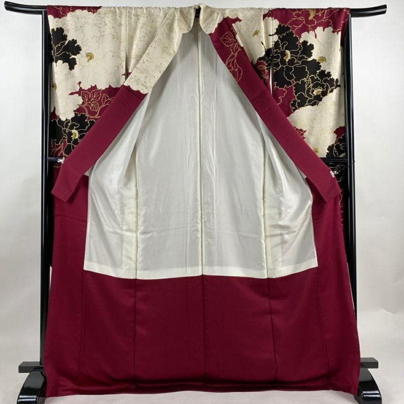 深紅 牡丹 金×黒×白 振袖