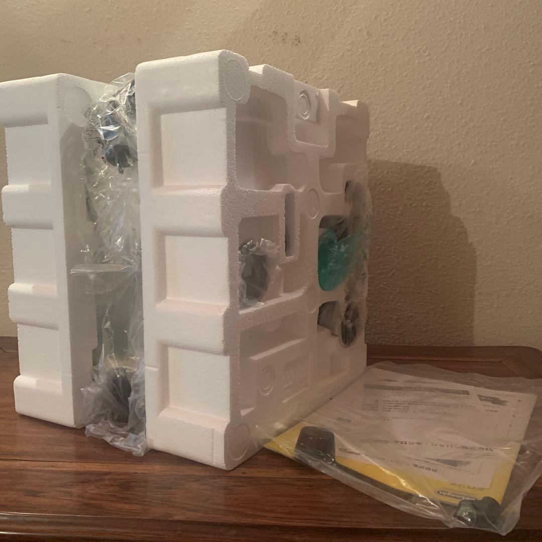 【未使用】DeLonghi icona エスプレッソ・カプチーノメーカー　白