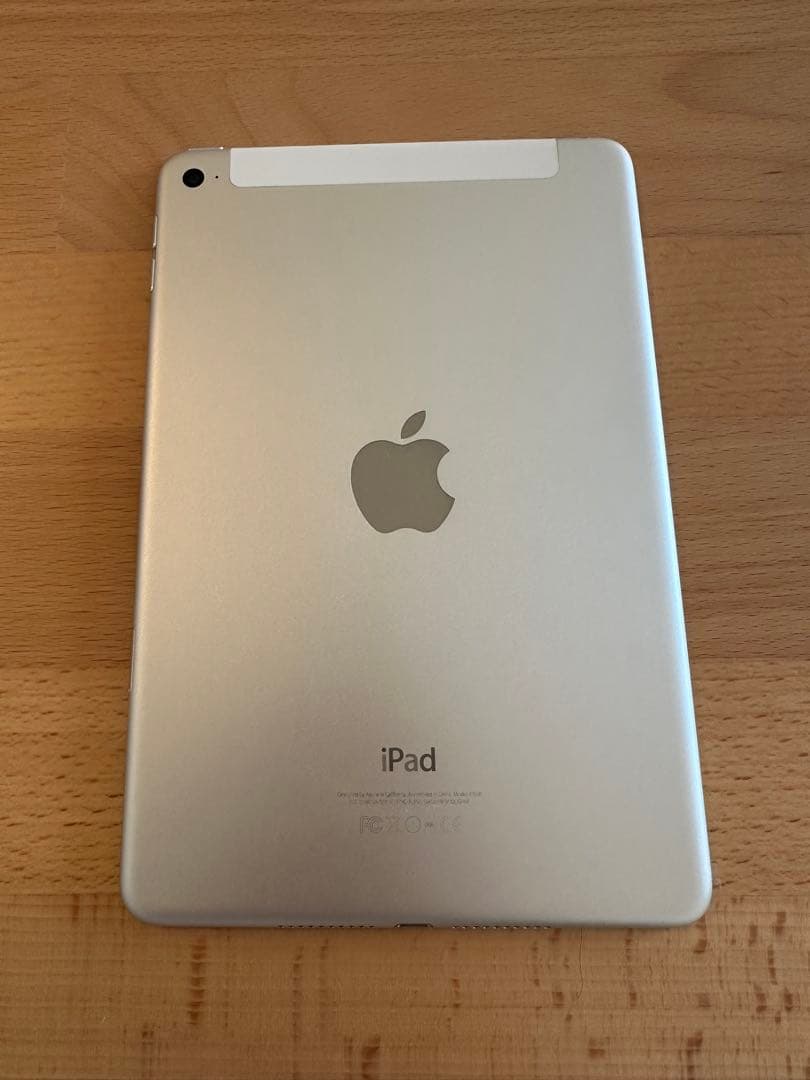 美品iPad mini4シルバー 容量97%