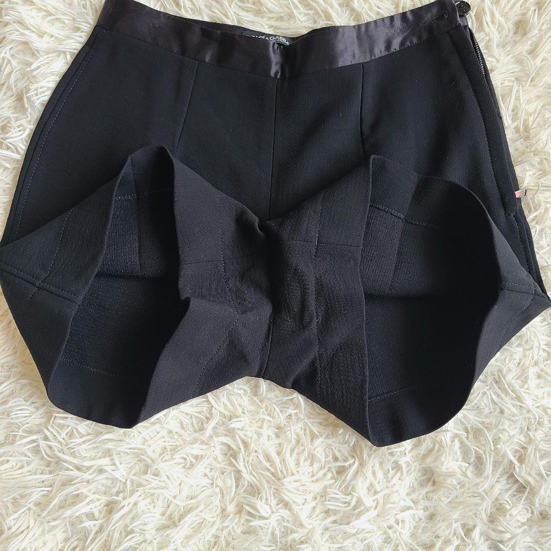 極美品✨L ドルチェアンドガッバーナ ショートパンツ 春夏 ブラック サテン