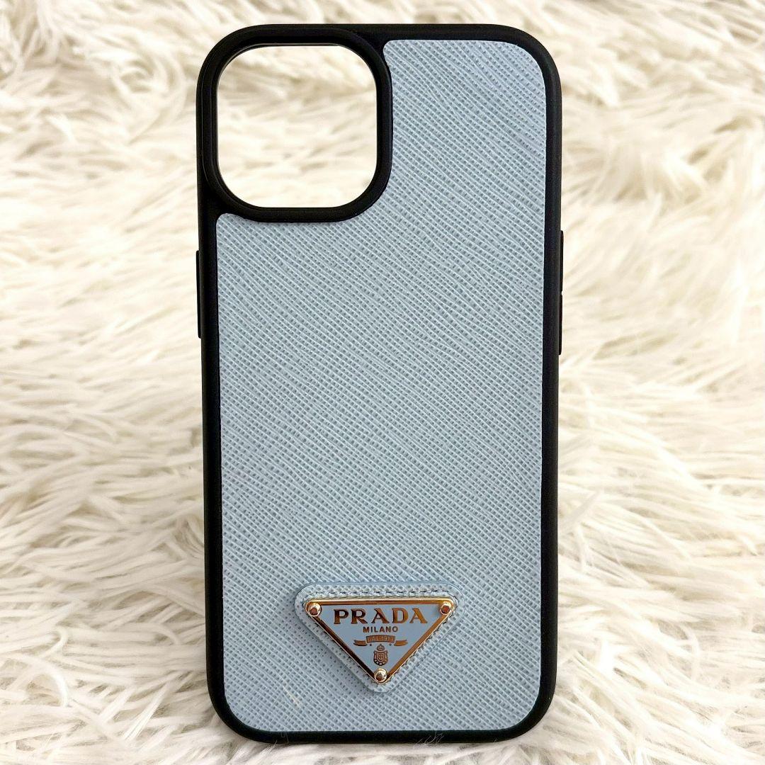 【箱付】PRADA スマホカバー iPhone15　三角ロゴ　 サフィアーノ