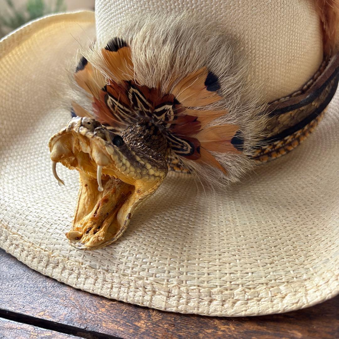 ガラガラ蛇のハットベルト、本物、蛇の剥製、蛇革