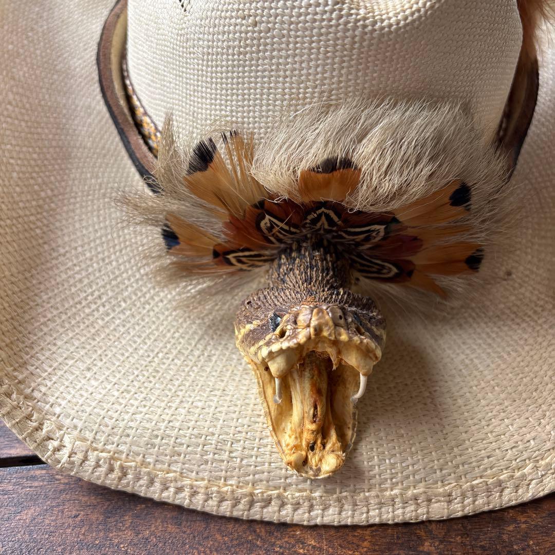 ガラガラ蛇のハットベルト、本物、蛇の剥製、蛇革