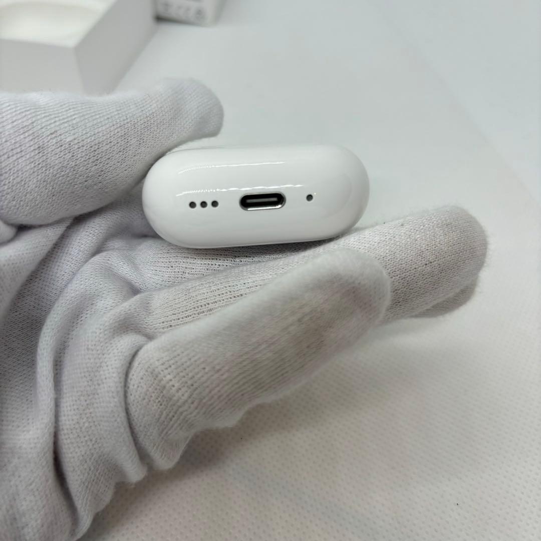 AirPods 4 アクティブノイズキャンセリング搭載 刻印有