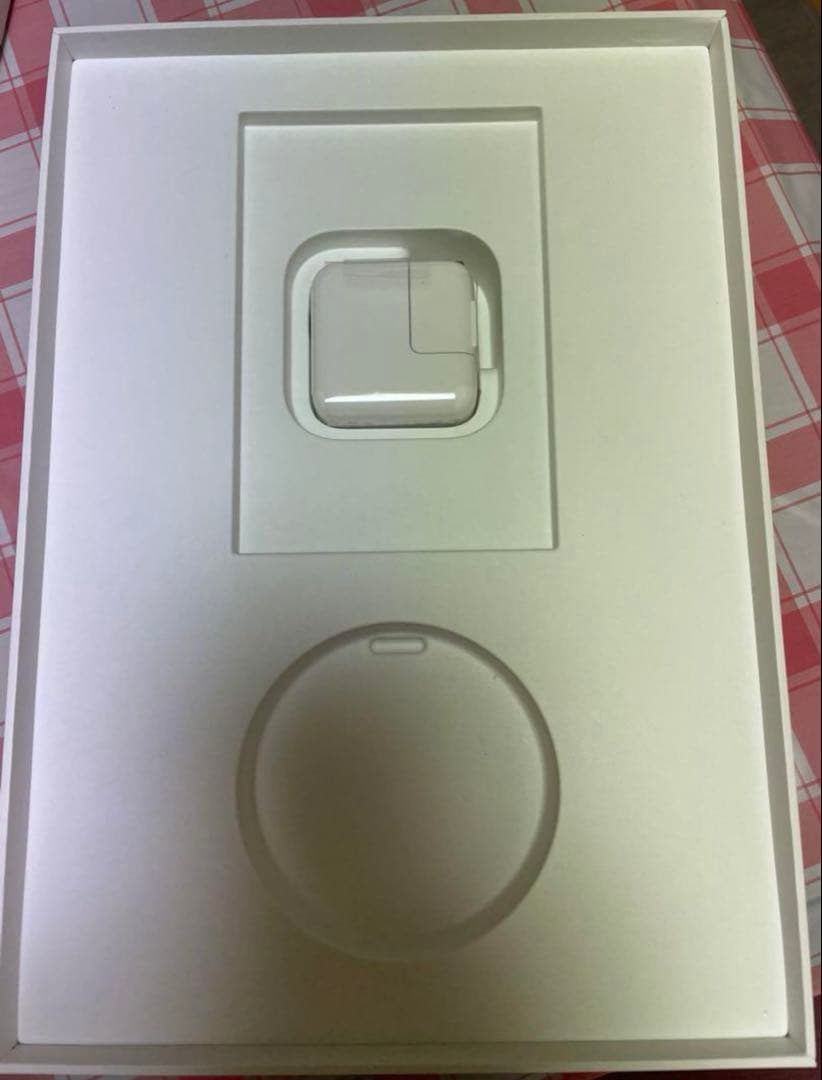 iPad 第7世代 128GB セルラーモデル グレー バッテリー残量95%