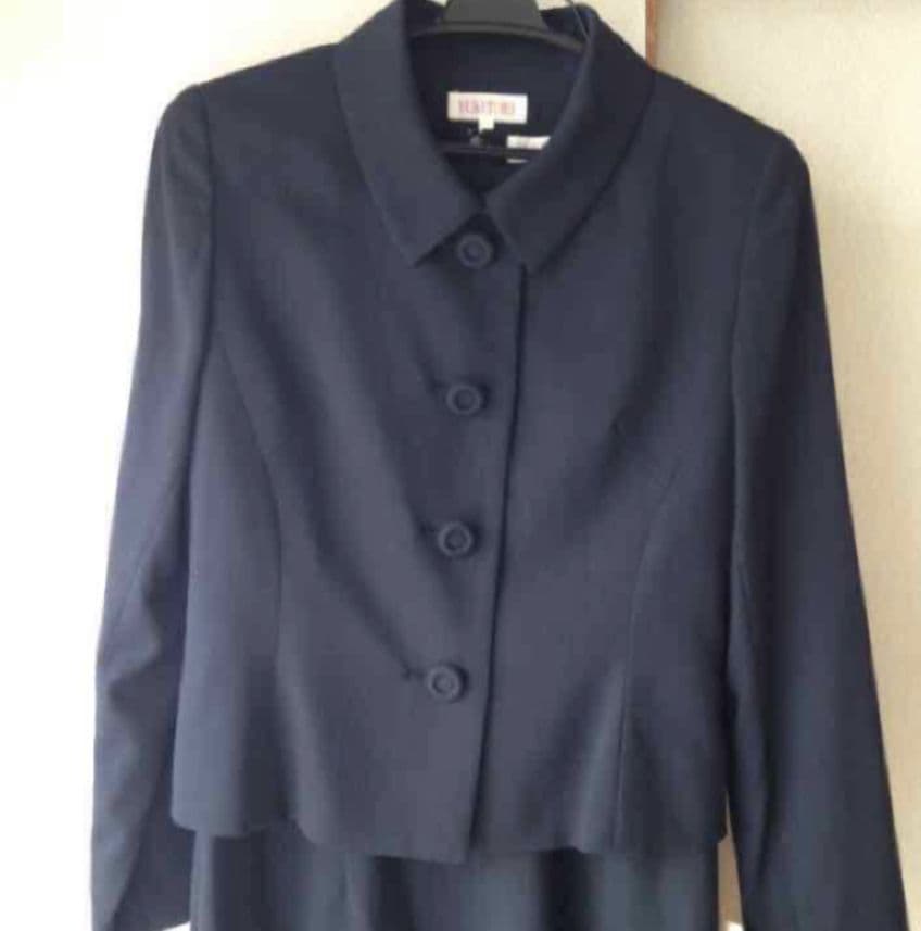 【本日まで】【美品】 トリイ ユキ スーツ 濃紺 サイズ 9号