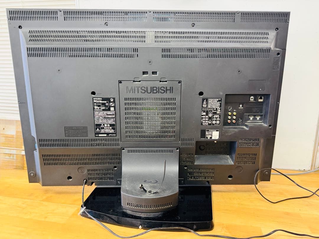 MITSUBISHI 三菱 テレビ 40型 地デジ Blu-ray内蔵 2010