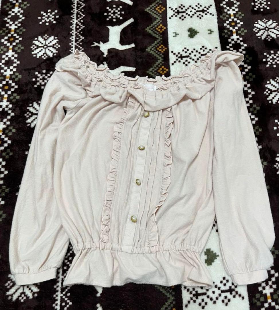 LIZ LISA リズリサ　オフショルダー　ピンクベージュ　トップス　冬