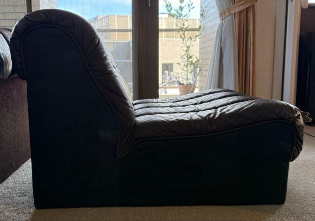 モビリア　ヴィンテージ　1人掛けソファ　椅子　スネークソファー風　desede