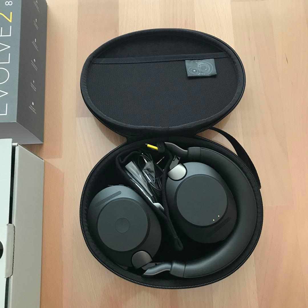 Jabra Evolve2 85 ヘッドホン