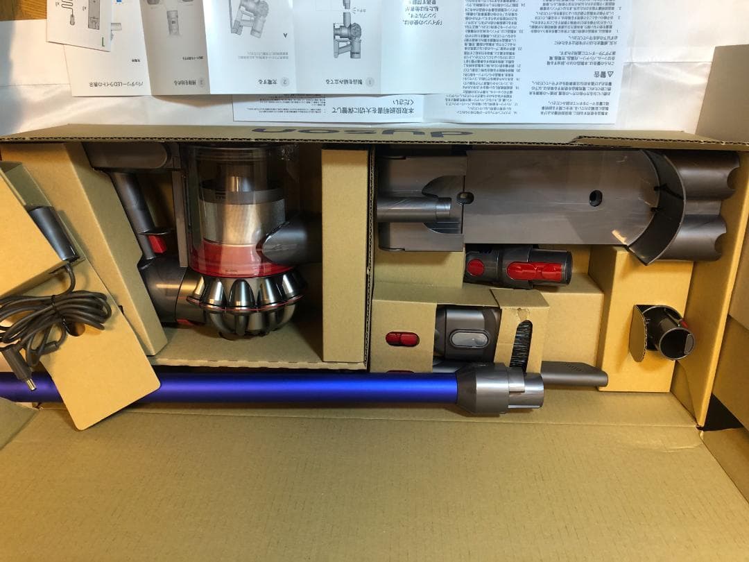 Dyson V8 Slim Fluffy 掃除機