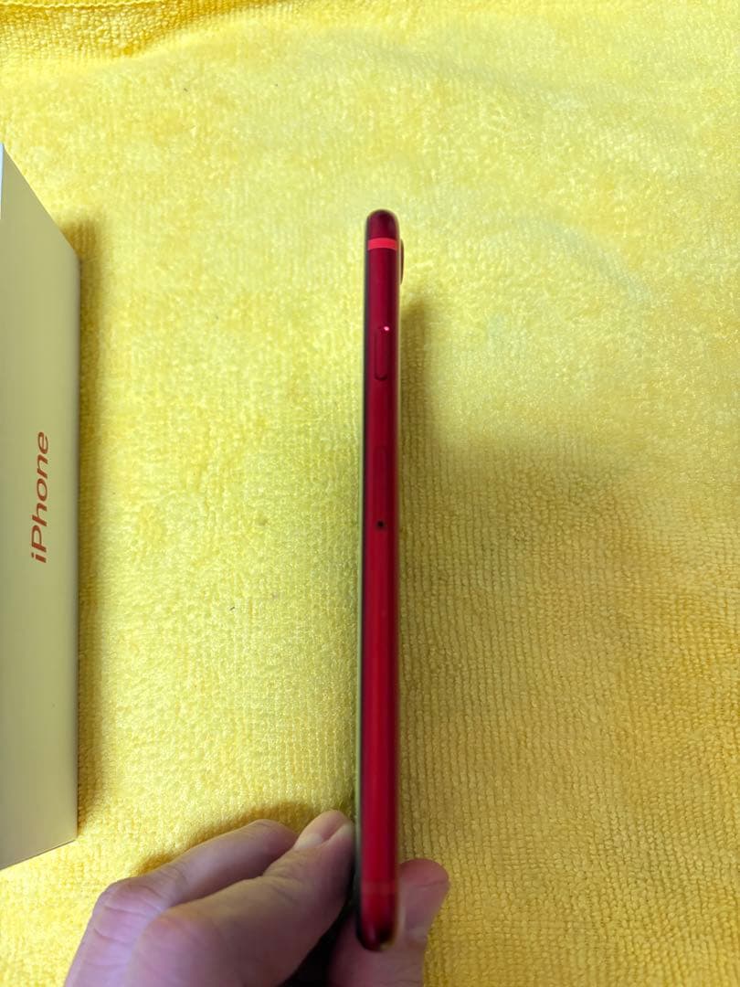 Apple iPhone8 RED 赤　64g 箱あり