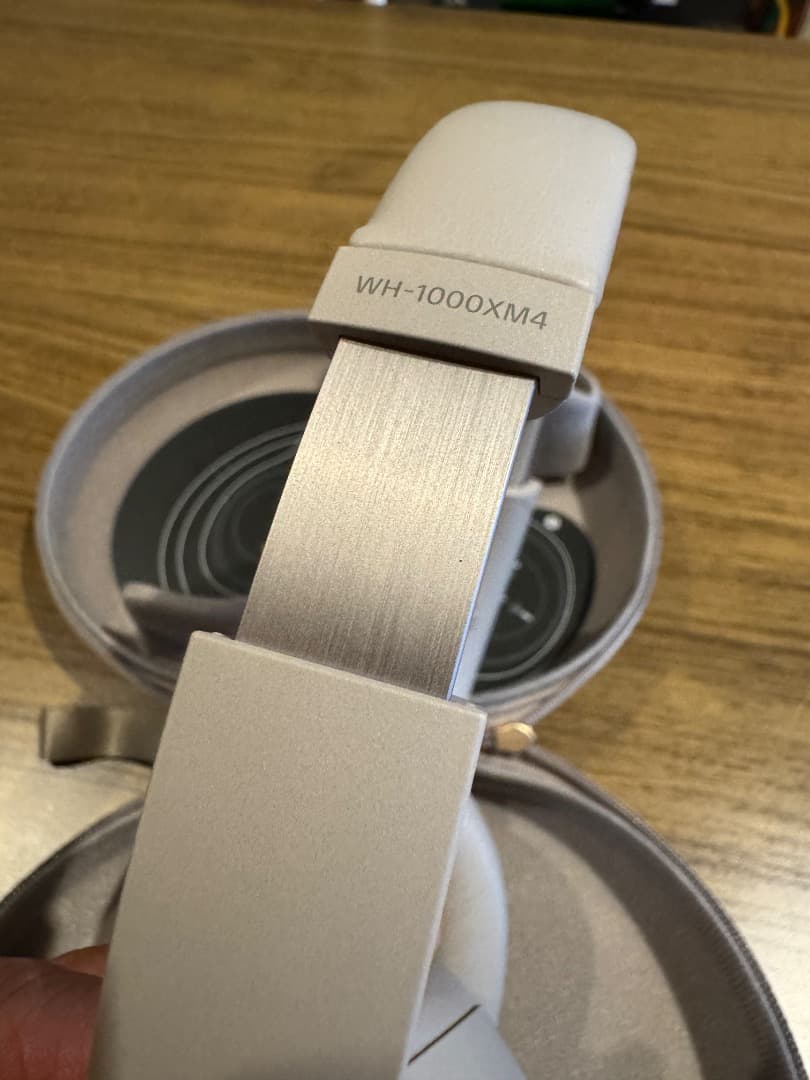 【美品】SONY WH-1000XM4 ワイヤレスヘッドホン グレー