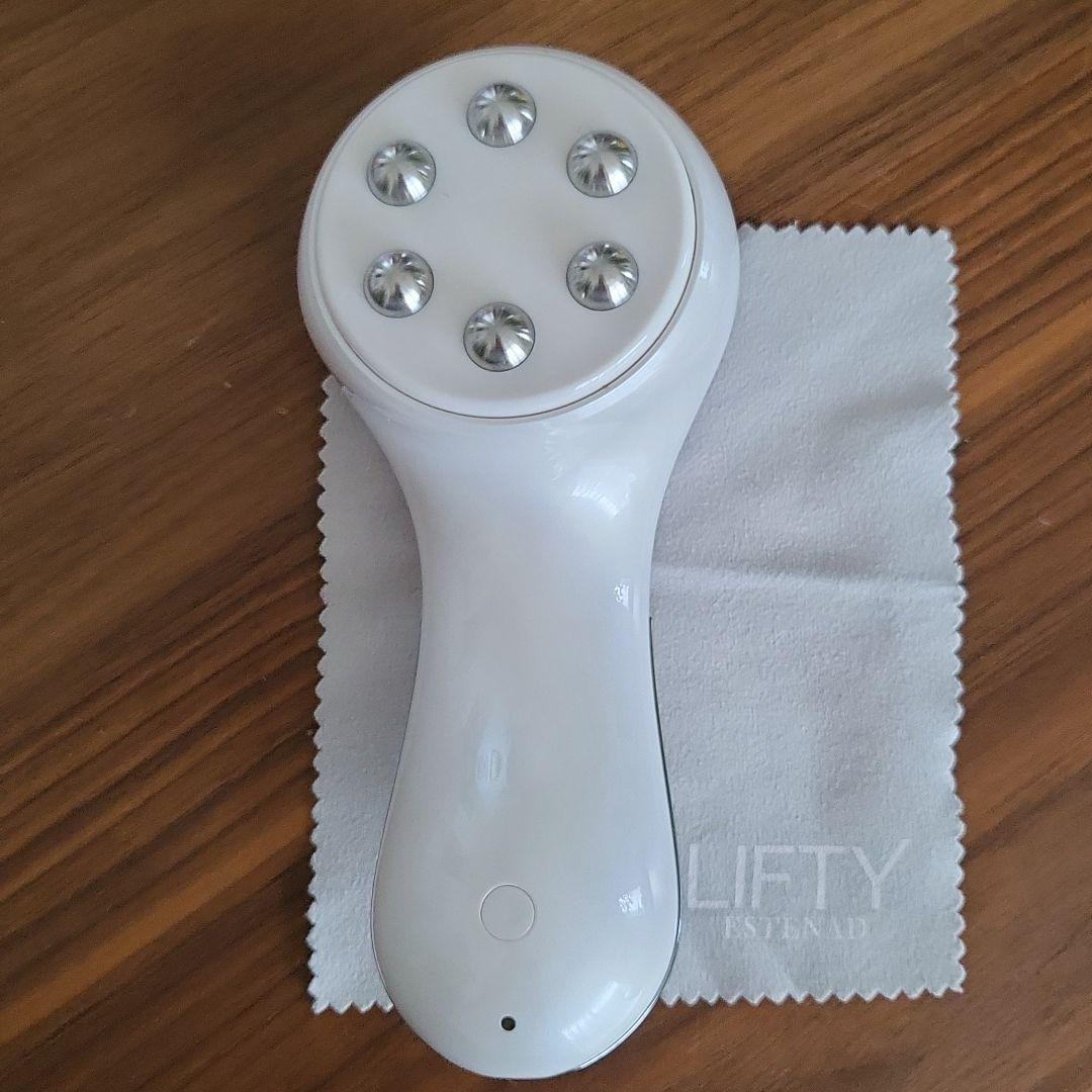 健康コーポレーション エステナードリフティ 美顔器