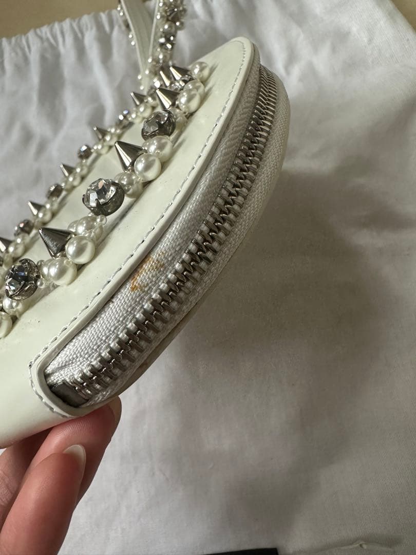 simone rochaホワイトパール装飾オーバルパーティーバッグ