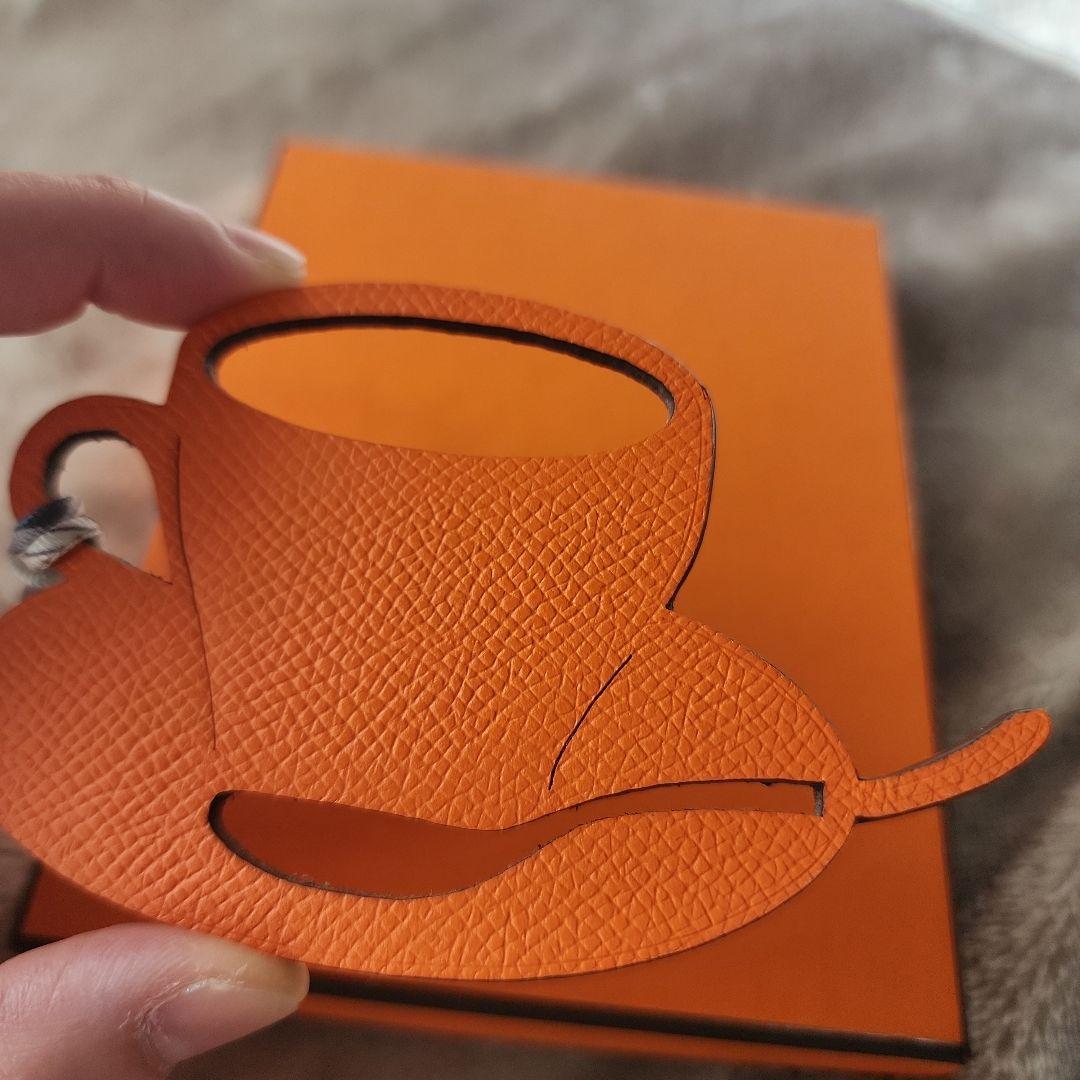 box付【HERMES】レザーチャーム　プティアッシュ　エルメス　ティーカップ