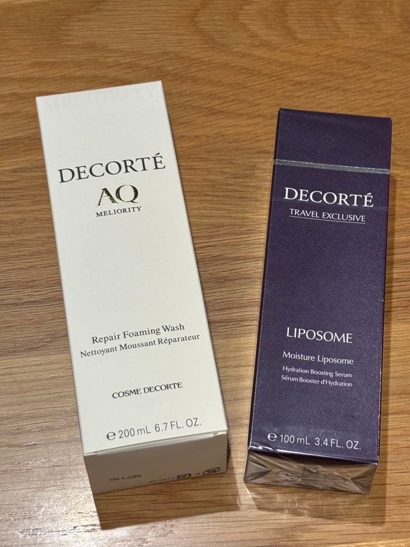 コスメデコルテモイスチュアリポソーム100mlと洗顔料200mlのセット