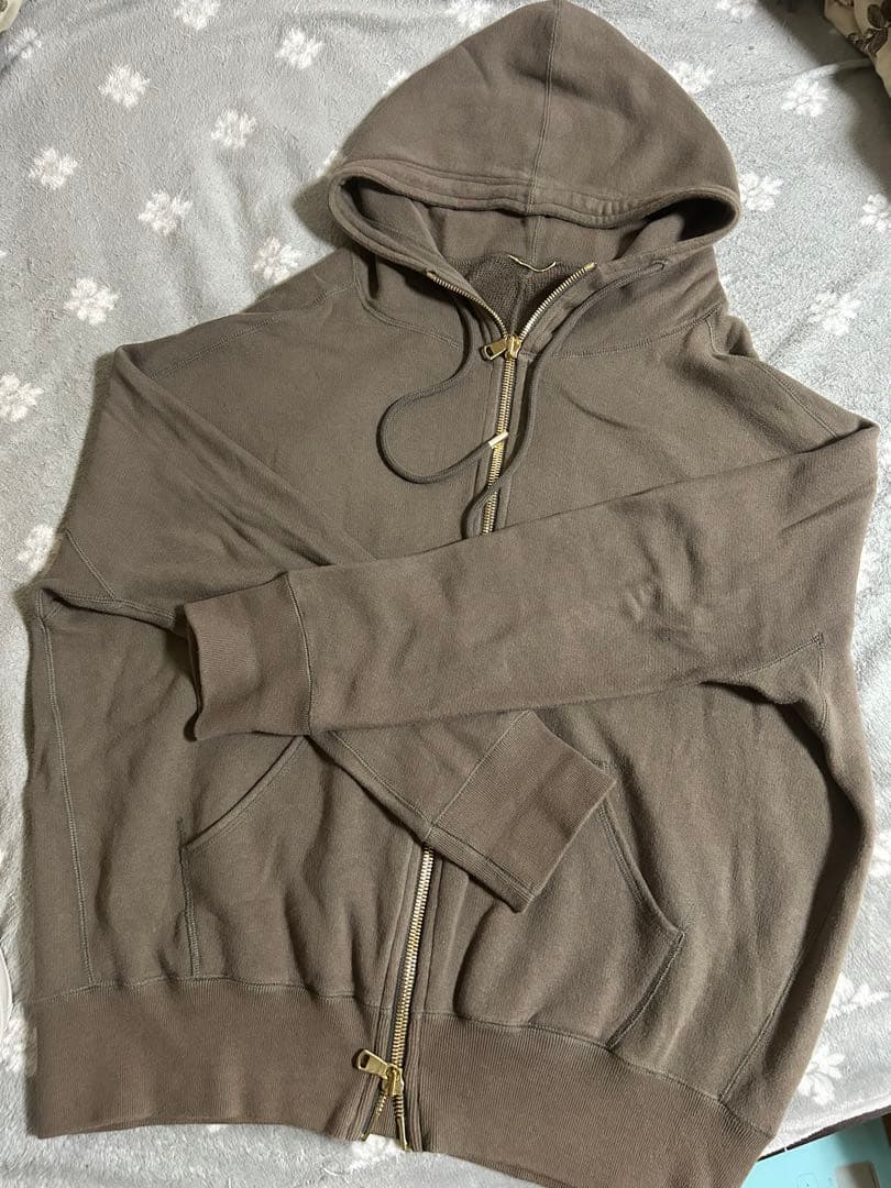 ドゥーズィエムクラス ⭐︎jerseyパーカー