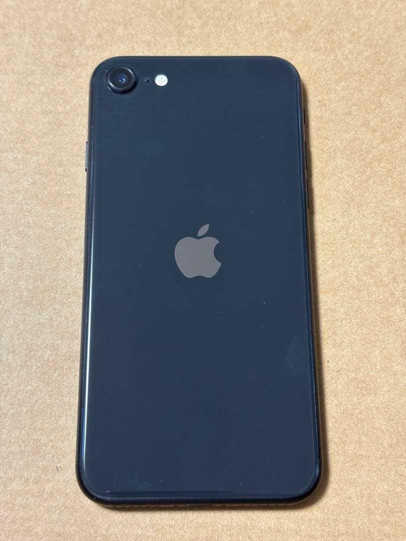 【中古】iPhone SE 第二世代 128GB 本体のみ