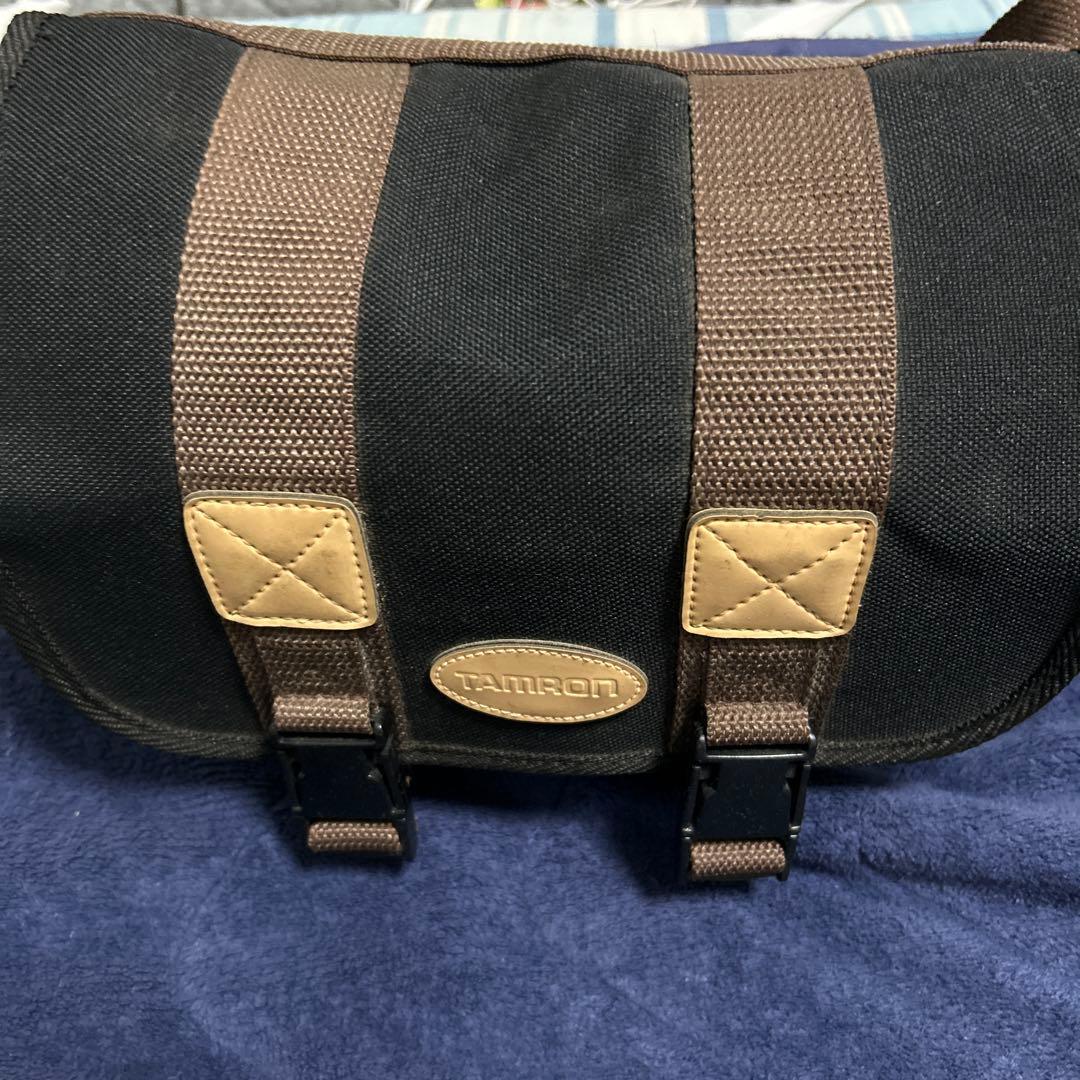 TAMRON カメラバッグ 黒/茶とPENTAX フィルムカメラ