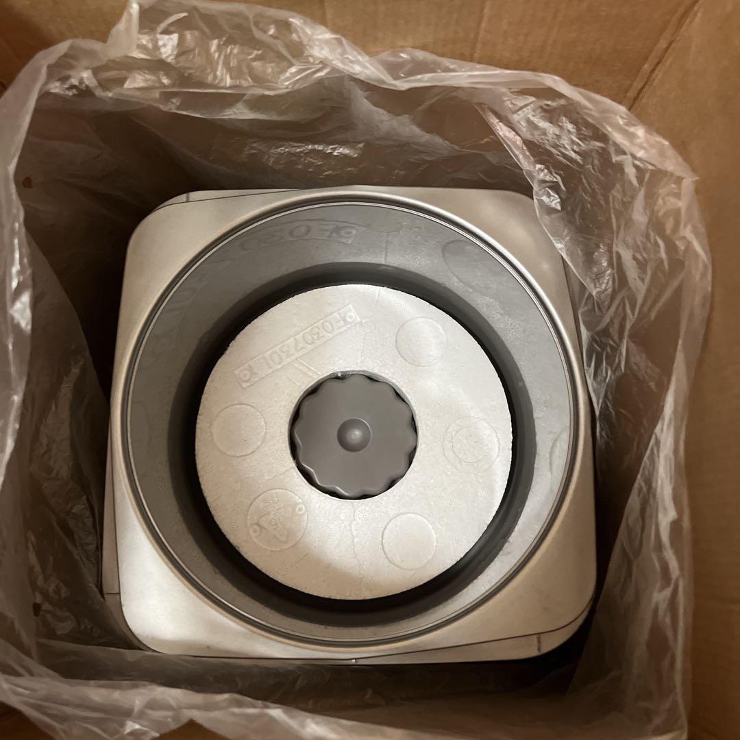 【新品同様】 Cuisinart アイスクリームメーカー ICE-30BC