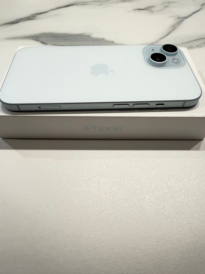 【美品】Apple iPhone 15 ブルー 128GB SIMフリー