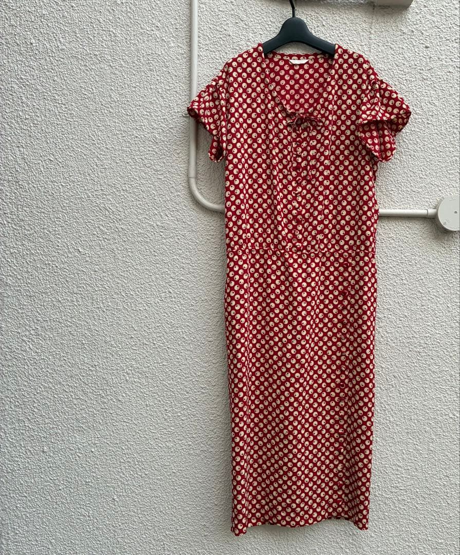 1980年前半金子功氏期　ピンクハウス　赤ワンピース　水玉花テキスタイル縮緬素材