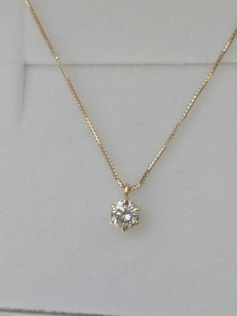 新品　 京セラジュエリー K18 ダイヤモンド ネックレス 0.3ct