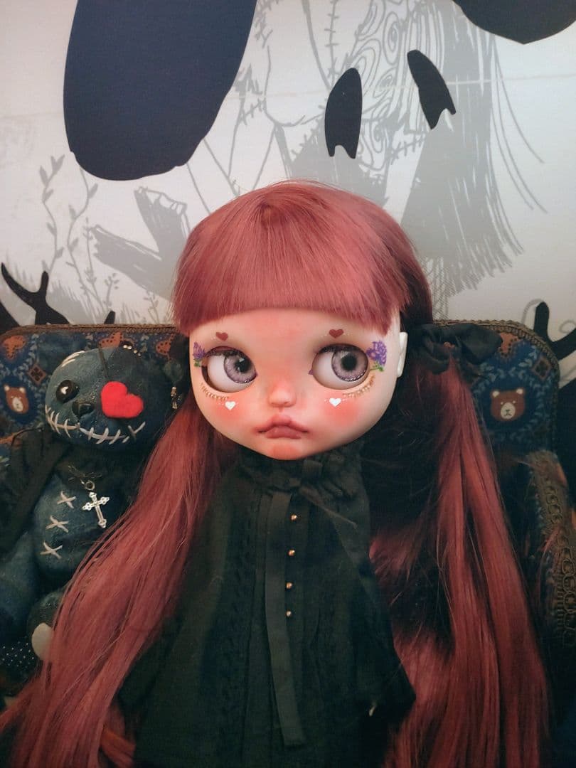 カスタムアイシードール新年特別可動ボディ＆キャットフェイスアウトフィット付き