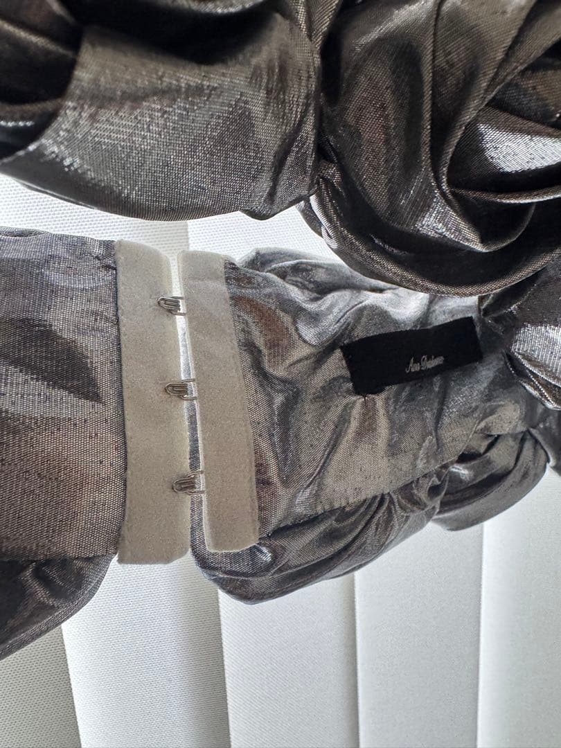 トップス ans dotsloevner