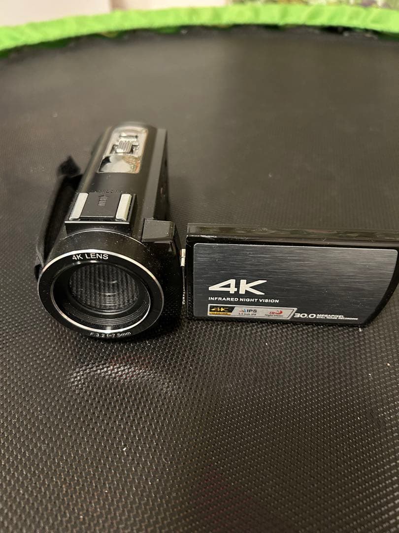 ビデオカメラ本体 ブラック