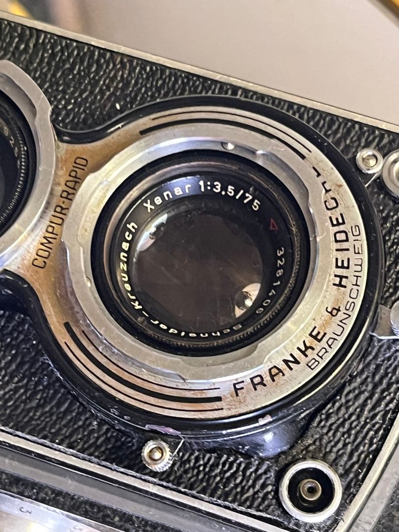 【美品】Rolleicord III Xenar 75mm f3.5 二眼レフ