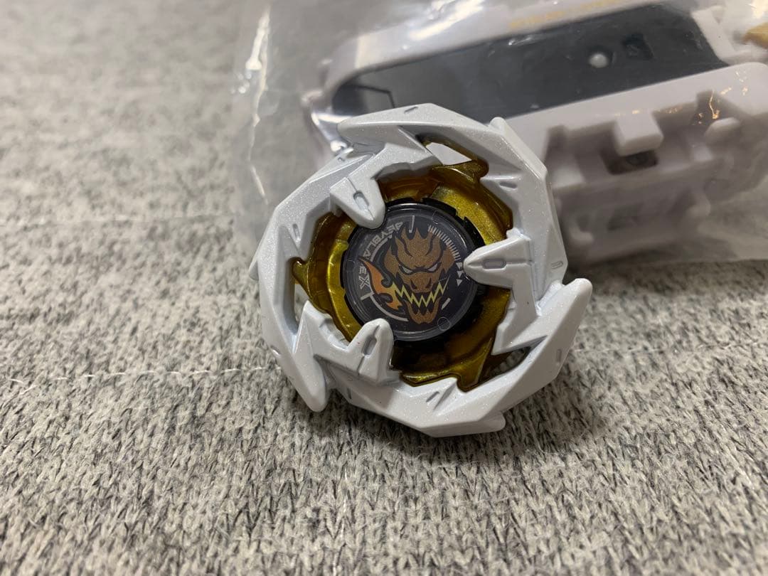BEYBLADE X ドランデッキスターター4点　未使用品